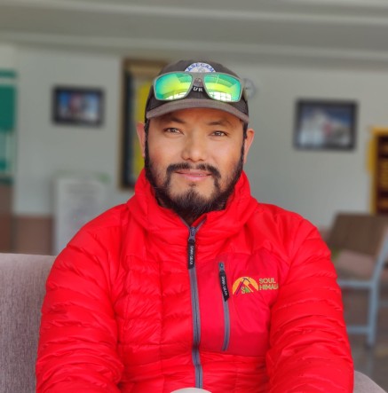 Sarki Sherpa (Samaten Hodser)